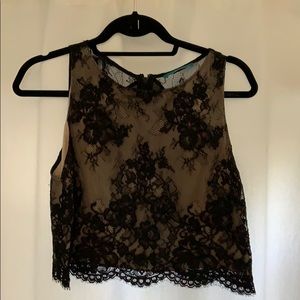 alice + olivia cropped body lace tank
